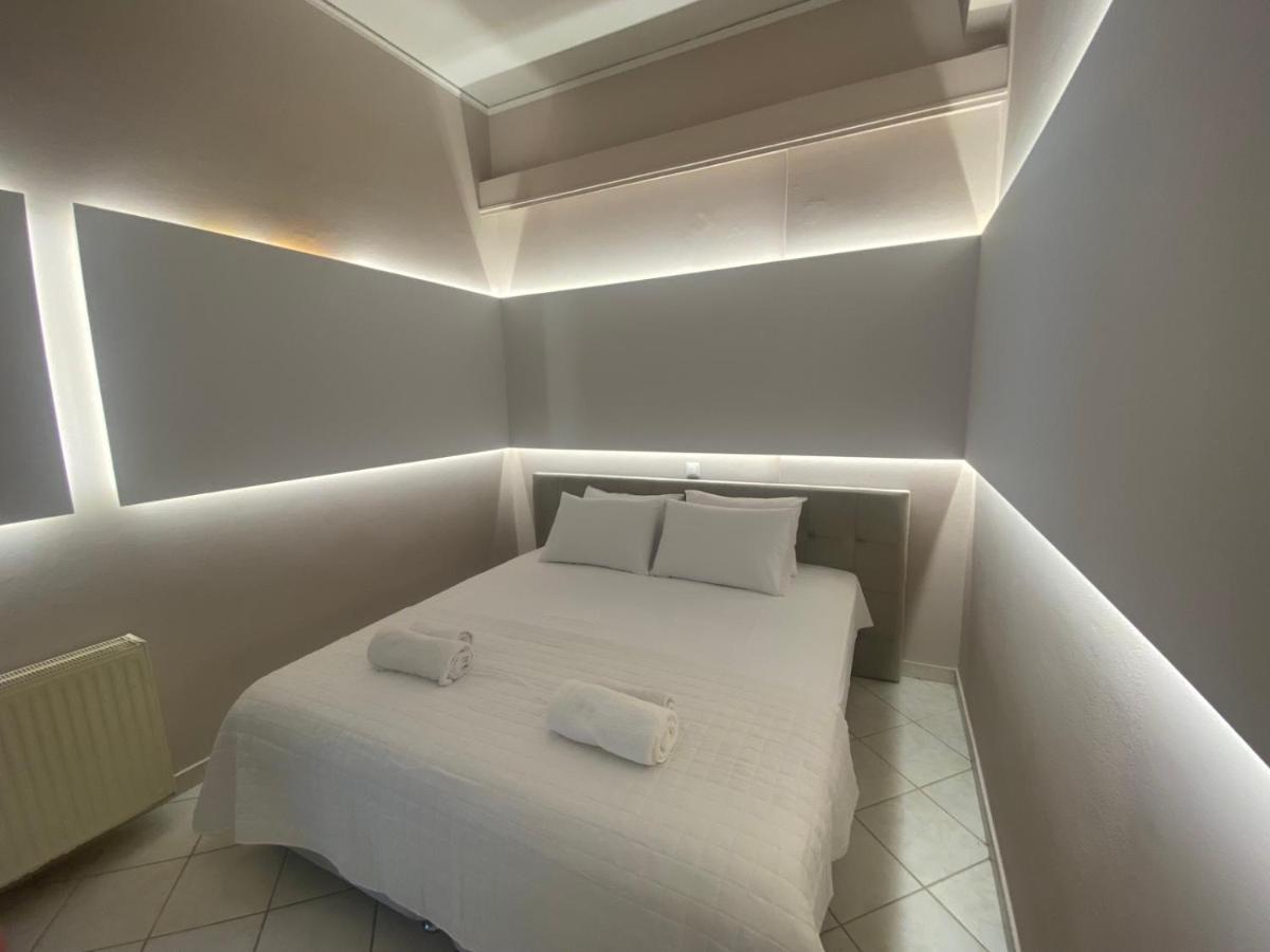 Comfortable Apartment Near To Metro Атина Екстериор снимка