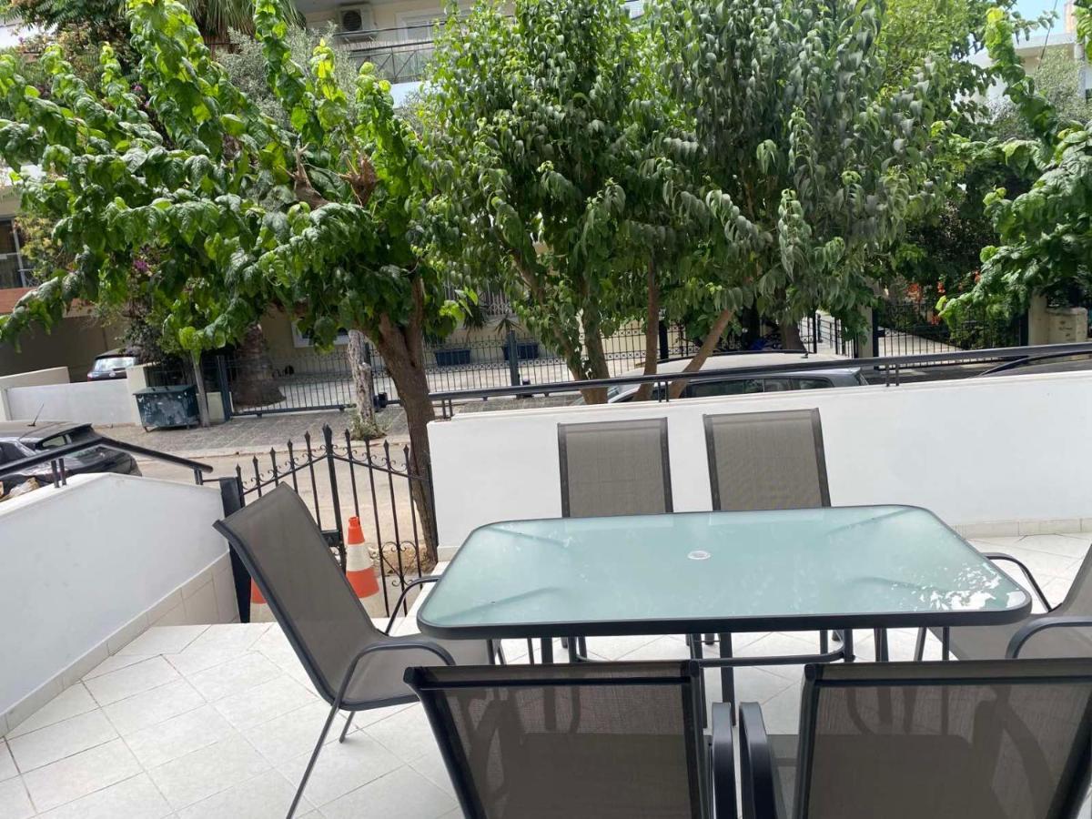 Comfortable Apartment Near To Metro Атина Екстериор снимка